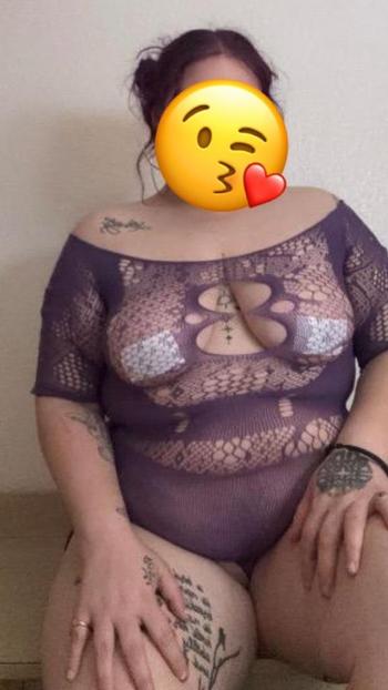 Lizzy, 26  female escort, Cape Cod